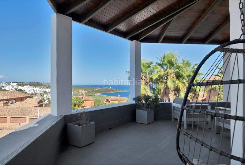 Foto ceb94396-e319-4448-b3c8-e51cbde48f82. Casa amb aparcament piscina a La Alcaidesa