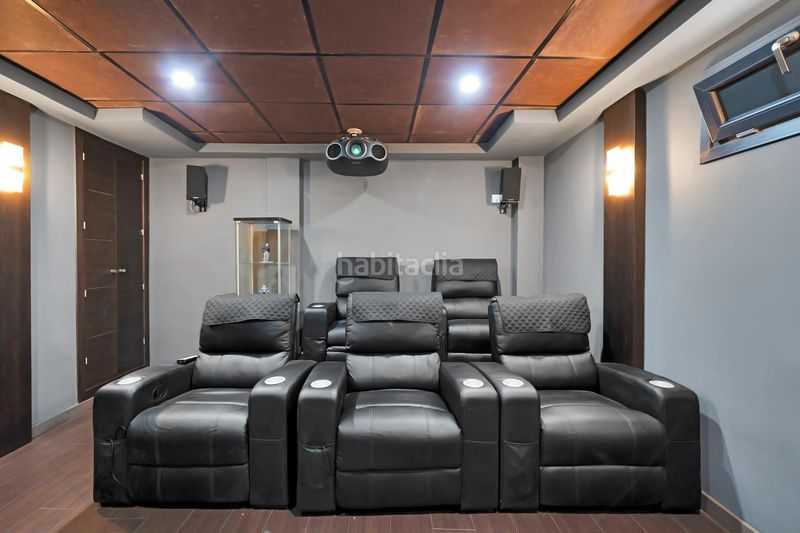 Foto db606db6-2b76-4aae-b4c7-a6edb3125986. Casa amb aparcament piscina a La Alcaidesa