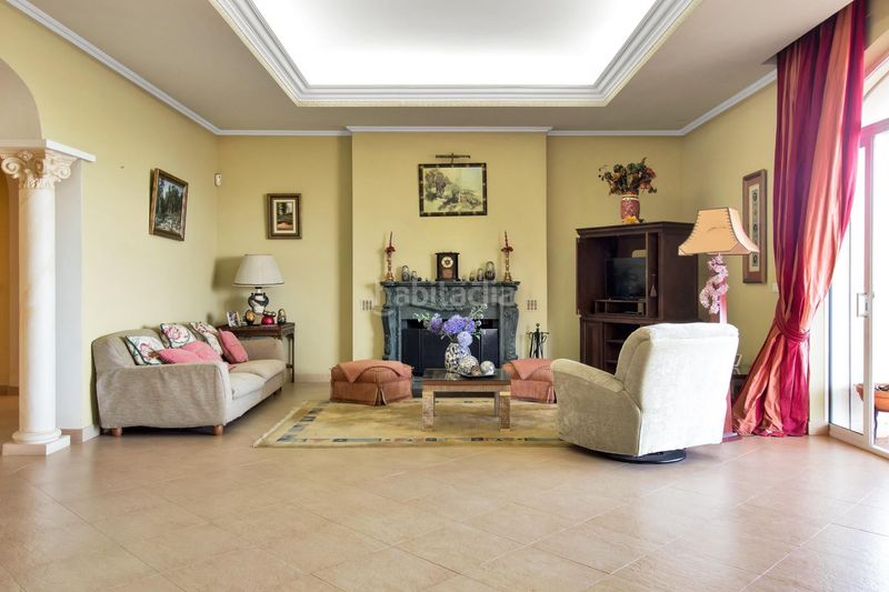 Foto 03a71c5e-2c35-4e9f-9b81-3b880ab16d6e. Casa amb calefacció piscina a Centro Estepona