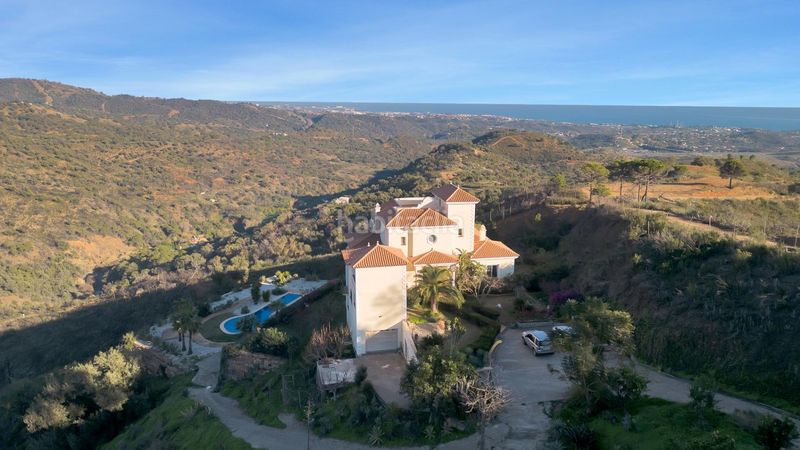 Foto 33001484-ec77-4859-a2db-9bb1dd2bd8d9. Casa amb calefacció piscina a Centro Estepona