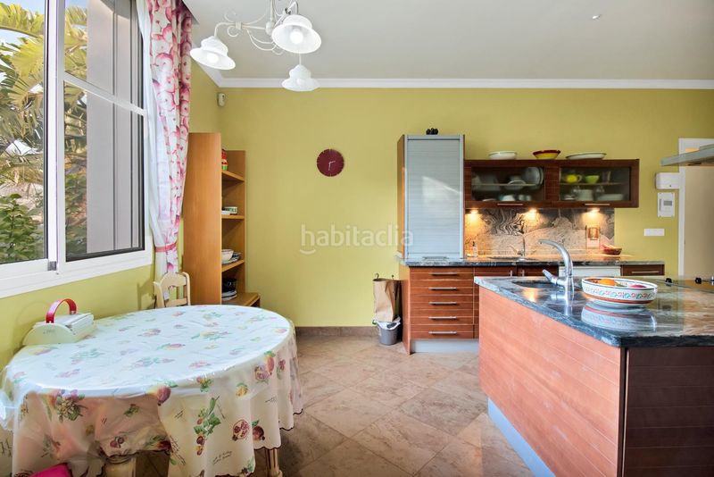 Foto 5c17c965-fbb2-449d-941f-6a10b257288e. Casa amb calefacció piscina a Centro Estepona