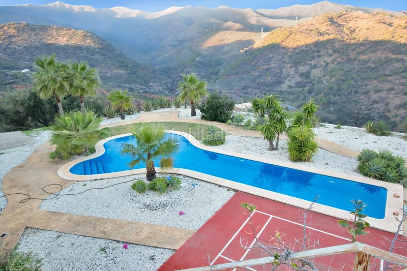 Foto 66a328cd-5f08-4259-a05c-0b1bf6d29eab. Casa amb calefacció piscina a Centro Estepona