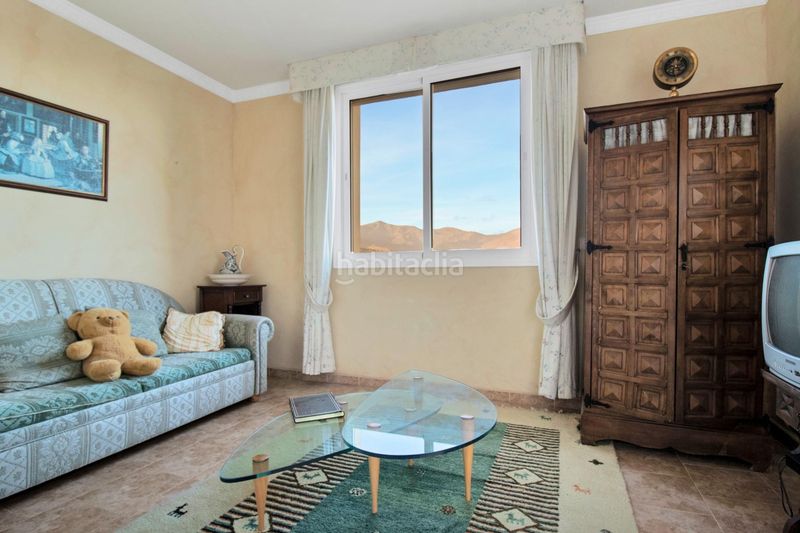 Foto a9579f1e-eb17-4894-89f6-dac65be4b707. Casa amb calefacció piscina a Centro Estepona