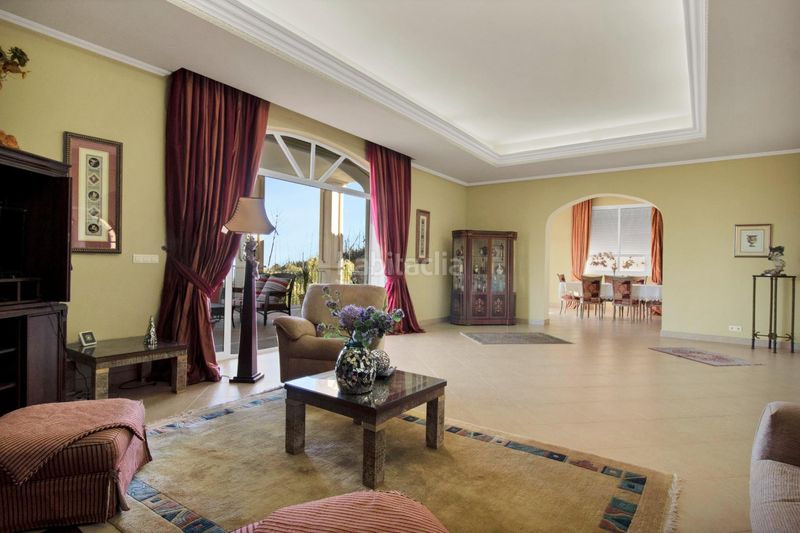 Foto d6c61a6c-46e7-4684-b6c3-ee39085e85c8. Casa amb calefacció piscina a Centro Estepona