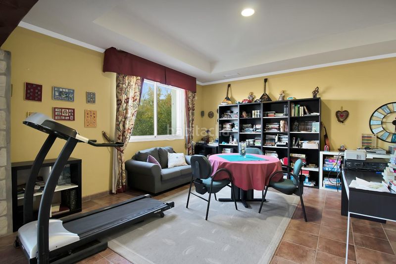 Foto ead1b5a3-34ae-4229-a051-32a823e6da4e. Casa amb calefacció piscina a Centro Estepona