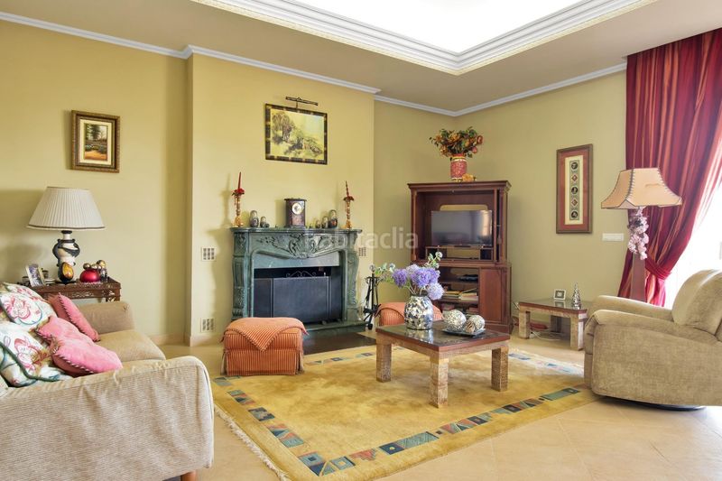 Foto eb1ae081-3c7c-4a9a-aa42-7bd676d30279. Casa amb calefacció piscina a Centro Estepona