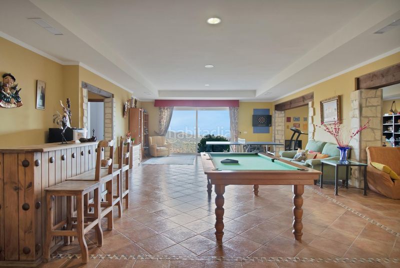 Foto f4678ba6-c4ca-49d0-a57a-c2629855a384. Casa amb calefacció piscina a Centro Estepona