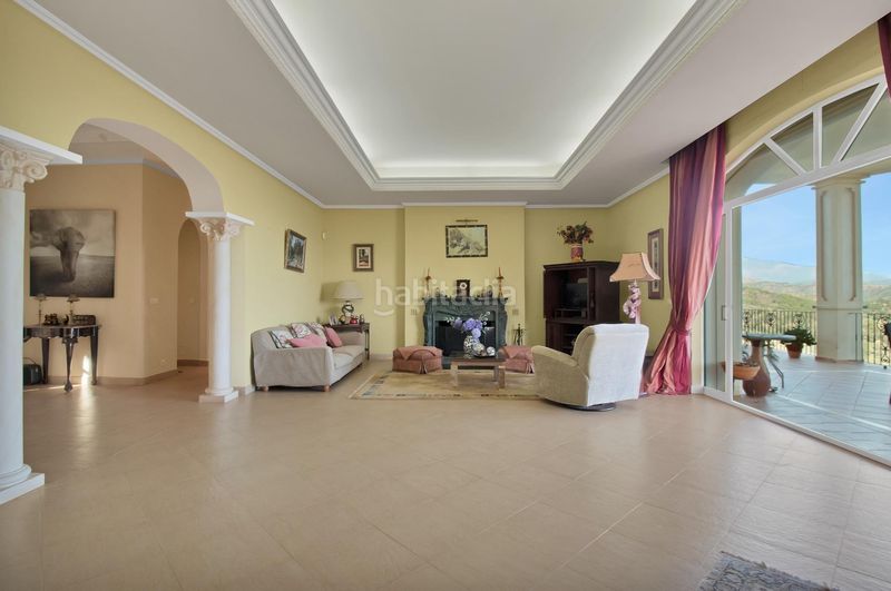 Foto ffe7ff5b-fb64-4d91-a713-7a2107a7a82f. Casa amb calefacció piscina a Centro Estepona