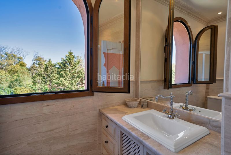 Foto 145397f5-af1b-4b28-abc3-0451eb0aa48f. Tríplex amb aparcament piscina a Guadalmina Baja Marbella