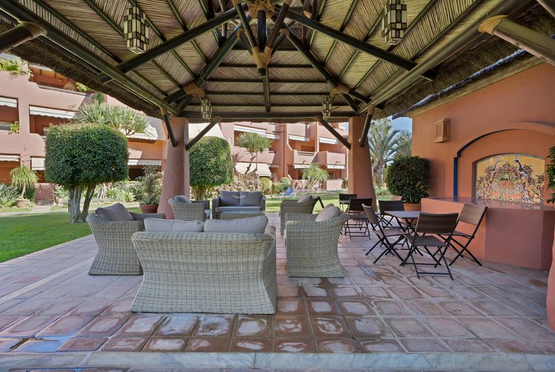 Foto 53522f62-c318-4e77-b430-9605d4aa5cf0. Tríplex amb aparcament piscina a Guadalmina Baja Marbella