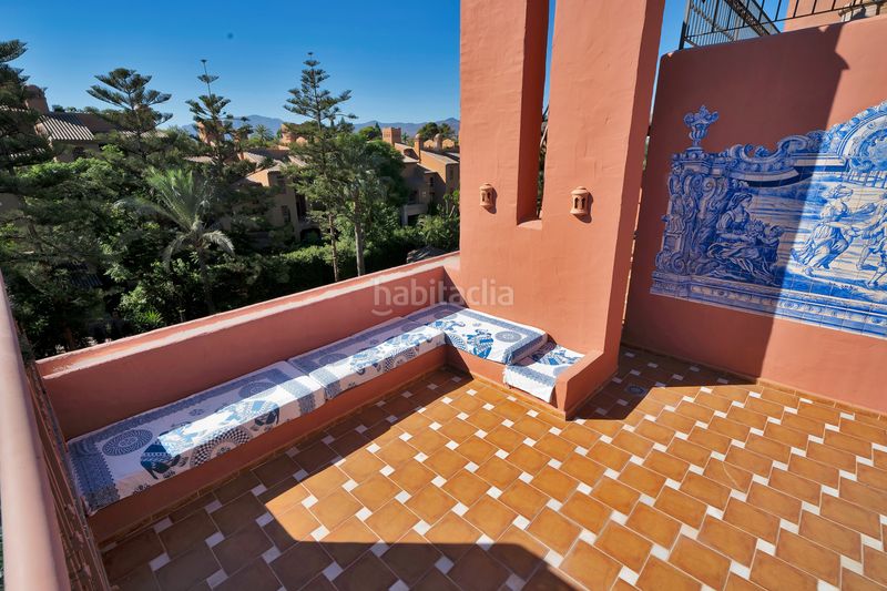 Foto 7c9abdf3-0b77-4301-975d-bad880b84f6f. Tríplex amb aparcament piscina a Guadalmina Baja Marbella