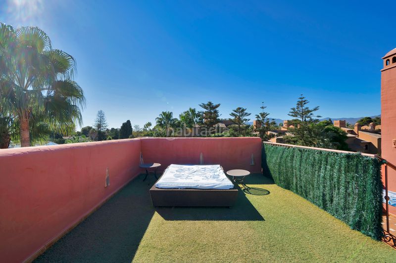 Foto 8151eb57-7f7f-4769-9c6d-bee3c4b1b98d. Tríplex amb aparcament piscina a Guadalmina Baja Marbella