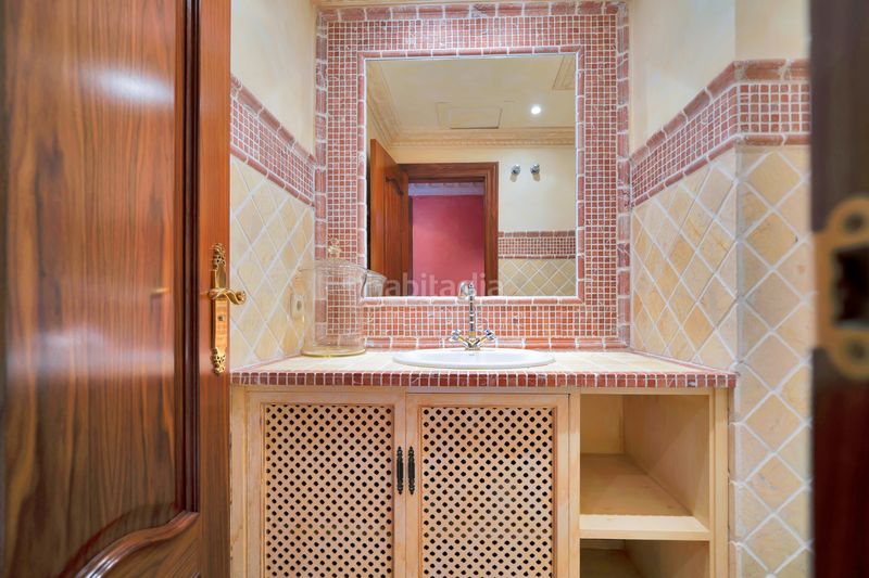 Foto 9196f3a9-45d1-4187-9999-1a733e61ae44. Tríplex amb aparcament piscina a Guadalmina Baja Marbella