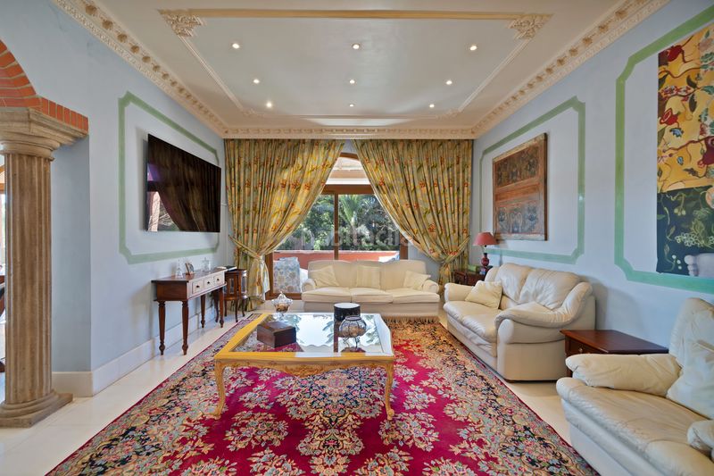 Foto a96919c0-9332-46e0-a773-6dc581758fa5. Tríplex amb aparcament piscina a Guadalmina Baja Marbella