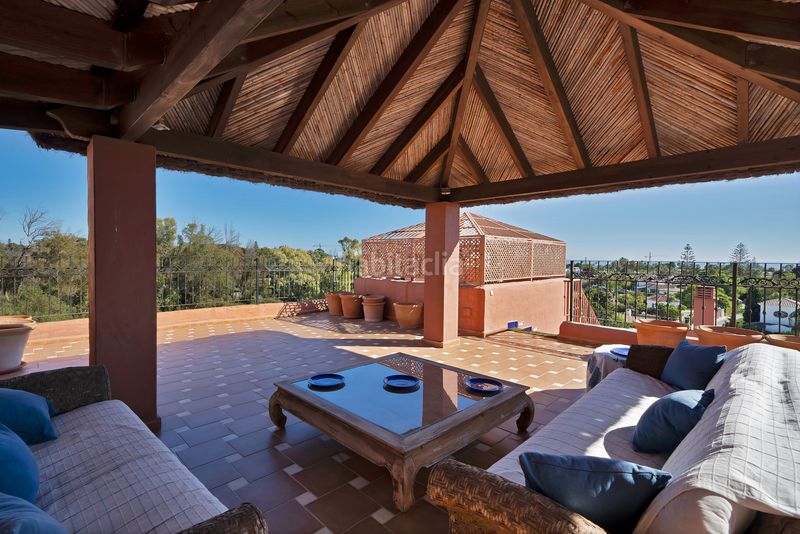 Foto c02e0538-cb93-4888-975d-38301b146820. Tríplex amb aparcament piscina a Guadalmina Baja Marbella