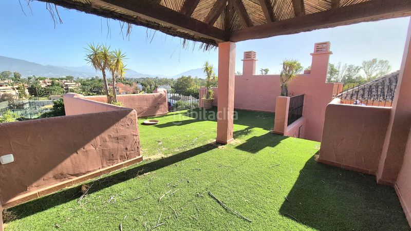 Foto dff7ff1d-4d5d-4c12-bf58-8cc99d428730. Àtic amb calefacció aparcament piscina a Guadalmina Baja Marbella