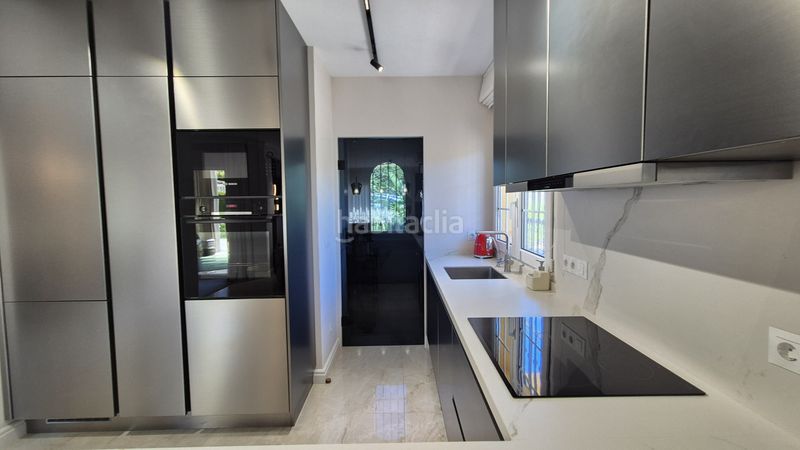 Foto a87cf6a8-ea5b-4fce-b91c-e6096035622e. Casa amb aparcament piscina a Riviera del Sol Mijas