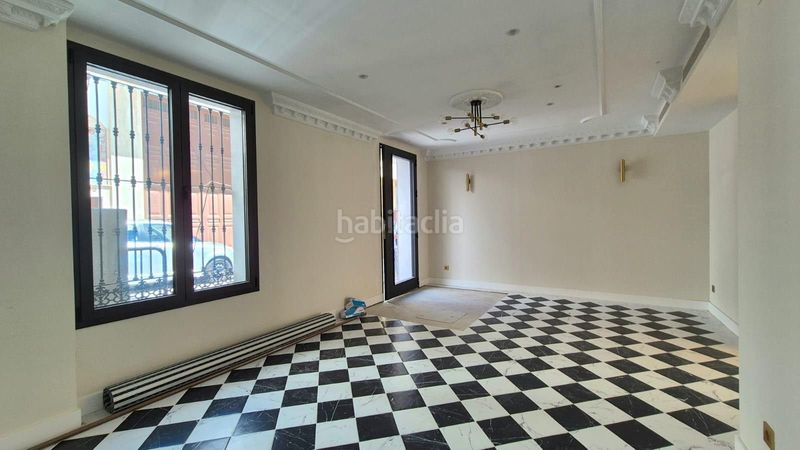 Foto 573c6f68-3946-47f0-9b29-4f12d7dd8742. Edificio in Centro Estepona