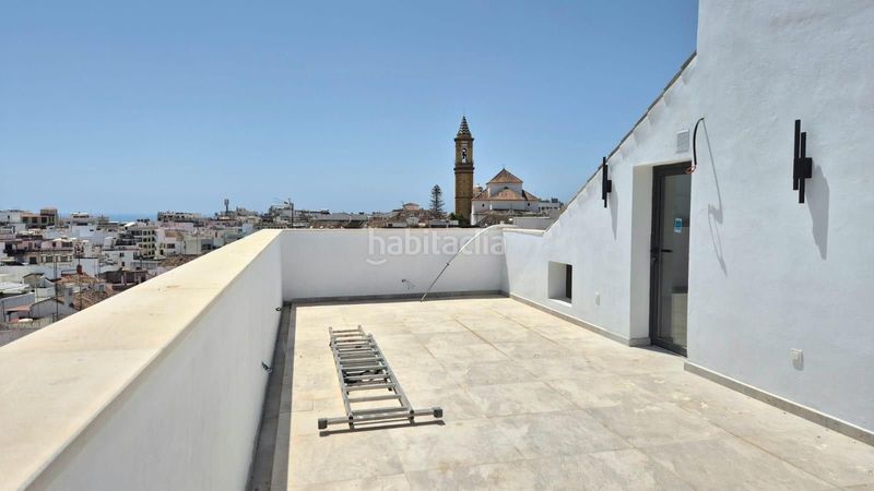 Foto 8e34eff7-a0a4-44eb-b96a-eb03276b3f7e. Edificio in Centro Estepona