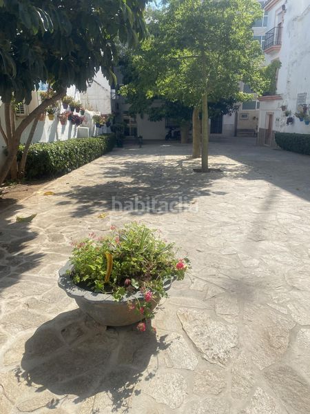 Foto a22cdc3e-6f9f-4f4f-9378-b53d0c0212a3. Edificio in Centro Estepona
