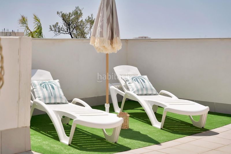 Foto a712d864-3e46-4a8e-adbd-aa591a5e9bd1. Àtic amb aparcament piscina a Centro Estepona