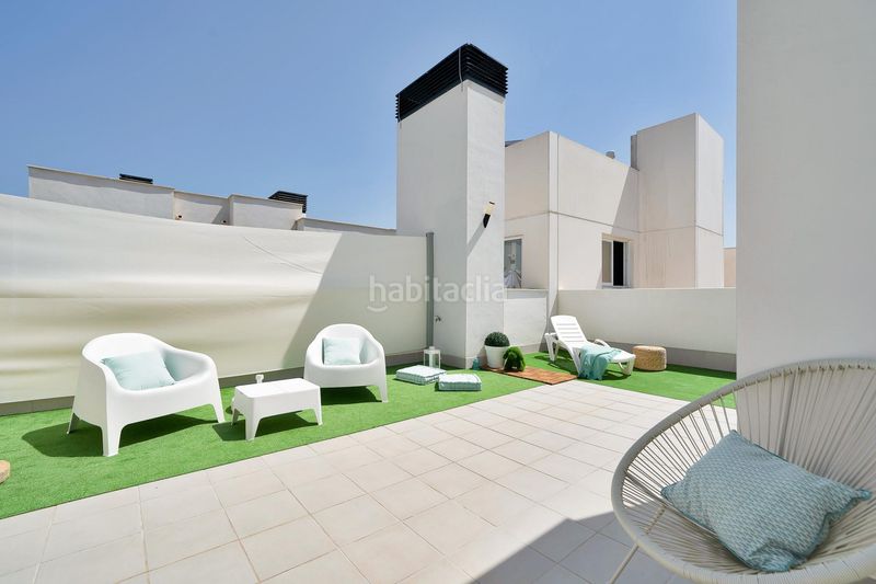 Foto d74dfe3f-f78b-4eda-abb8-3f8e35059540. Àtic amb aparcament piscina a Centro Estepona