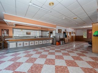 Geschäftsraum in Alozaina. Local comercial en alozaina