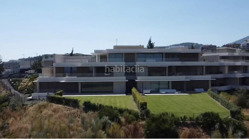 Foto 0b81e2cd-7da2-480e-aad8-dc1f24beb998. Apartament amb calefacció aparcament piscina a Playa Bajadilla - Puertos Marbella