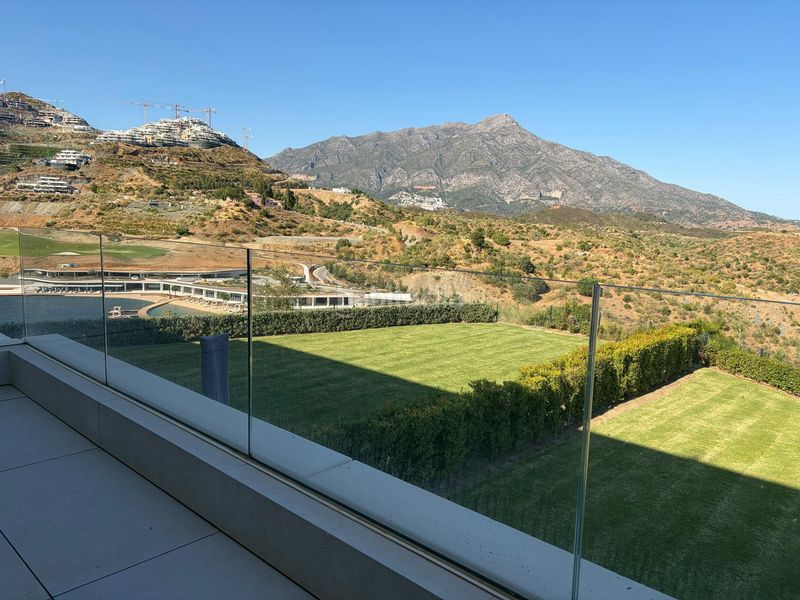 Foto bf62de7f-9e68-4d7b-a237-4effb0875d9f. Apartament amb calefacció aparcament piscina a Playa Bajadilla - Puertos Marbella