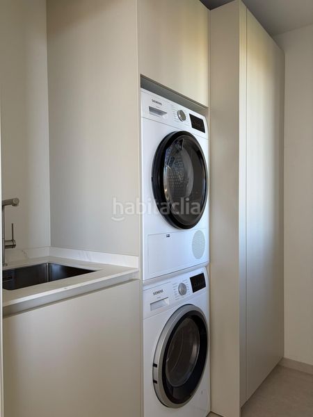 Foto c4846c94-ac70-4a4c-b18d-23d5f240af55. Apartament amb calefacció aparcament piscina a Playa Bajadilla - Puertos Marbella