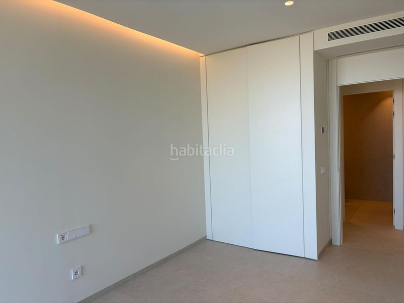 Foto e7ed62b5-63d6-41f5-bb87-b6cbb2ff2b5e. Apartament amb calefacció aparcament piscina a Playa Bajadilla - Puertos Marbella