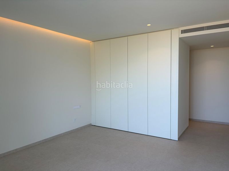 Foto f95f2375-2c9c-46a0-abcb-249dc3f7bf25. Apartament amb calefacció aparcament piscina a Playa Bajadilla - Puertos Marbella