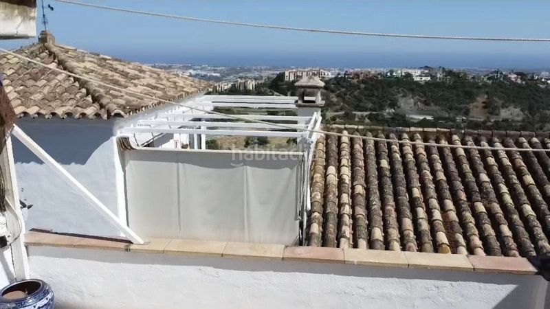 Foto 27b81df3-ce08-434b-9f76-bc22c7825d45. Casa amb calefacció aparcament piscina a El Madroñal Benahavís
