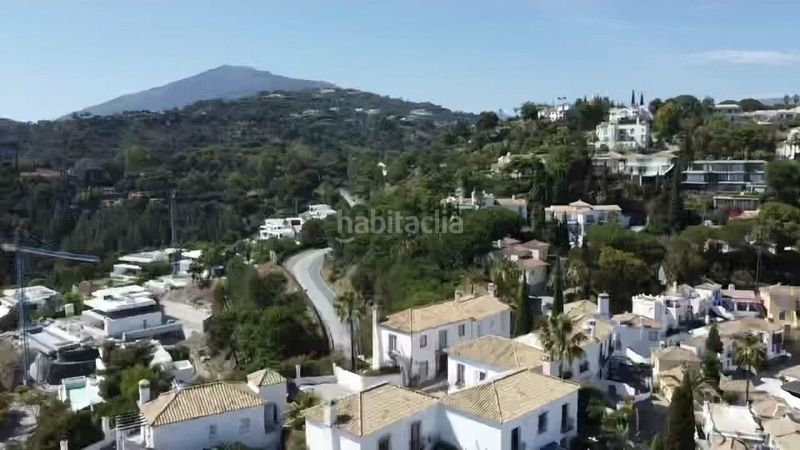 Foto ef444234-3787-4e5a-bad3-d96d8a4da791. Casa amb calefacció aparcament piscina a El Madroñal Benahavís