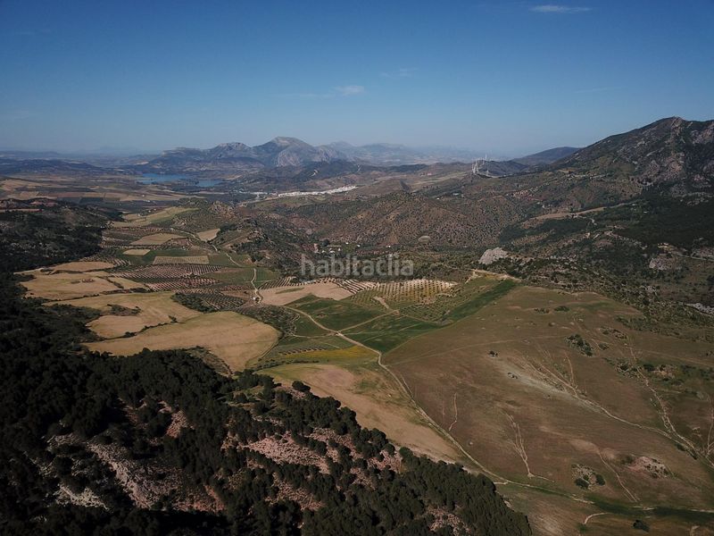 Foto d6f0b43a-9709-4b7d-b764-07b40ed16d39. Terreno residencial impresionante finca edificable cerca de málaga en Ardales