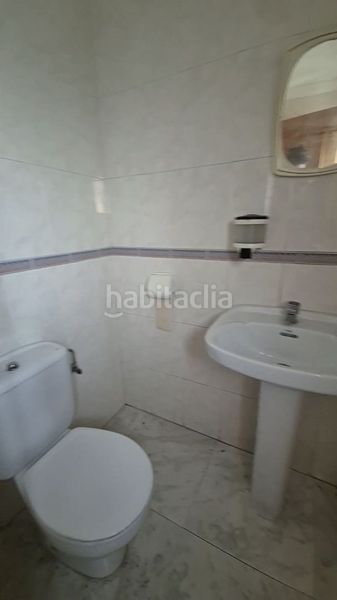 Foto 46343944-1e97-4440-8571-981969faf38d. Local comercial a calle coín a Alozaina