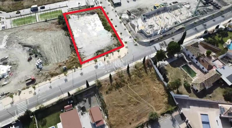 Foto 0e2d7eed-2604-49bf-8bc6-e20e5c98420d. Terreny residencial a Centro Estepona