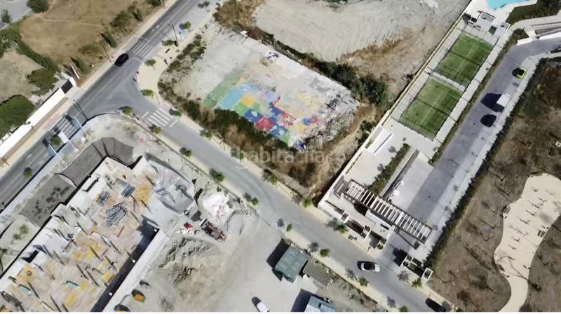 Foto ab25f3fb-913c-458c-bb2a-010f01953e84. Terreny residencial a Centro Estepona