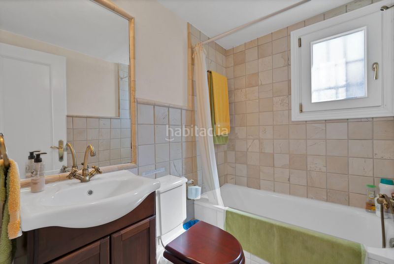 Foto 1f9f42ce-1300-4b98-9b03-94ebc50320f7. Xalet amb aparcament piscina a Las Brisas Marbella