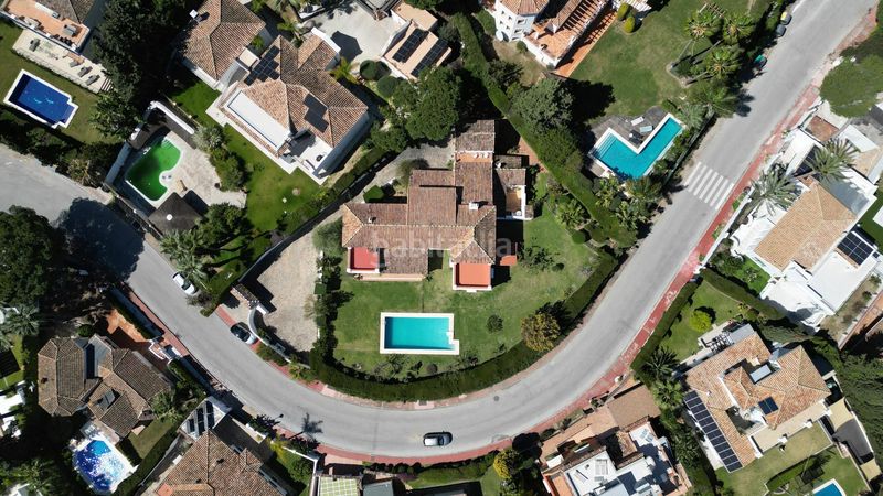 Foto 84d83949-36bf-4bb9-9ae1-80ad2a850c0b. Xalet amb aparcament piscina a Las Brisas Marbella