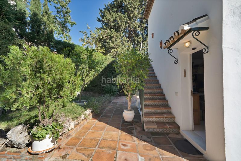 Foto bee5ed8d-de40-44c8-8588-1e9c44e08d3e. Xalet amb aparcament piscina a Las Brisas Marbella