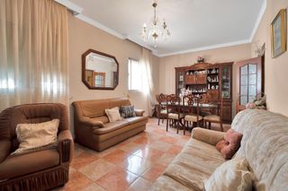 Maison  Plaza constitución. Casa de pueblo en la linea de la concepción