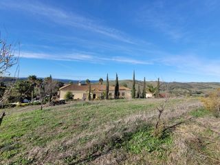 Chalet en Plaza constituci�n. Propiedad de campo caballos  6 dorm muy cerca de sotogrande.