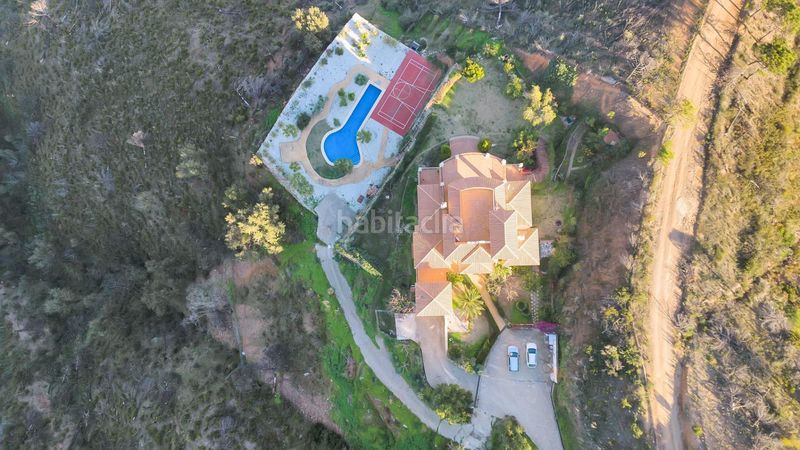 Foto b8142525-f933-45b1-a8fb-21f339203f57. Xalet amb calefacció piscina a Centro Estepona