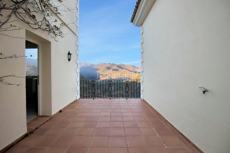 Foto db7cb17e-9858-4bd2-81a0-7ec9af4f6dd4. Xalet amb calefacció piscina a Centro Estepona