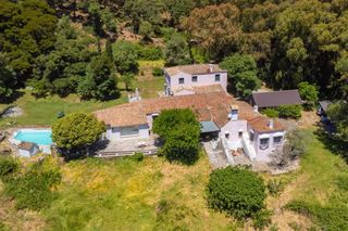 Country house  Calle sancho iv 'el bravo'. Cortijo en parque natural del estrecho
