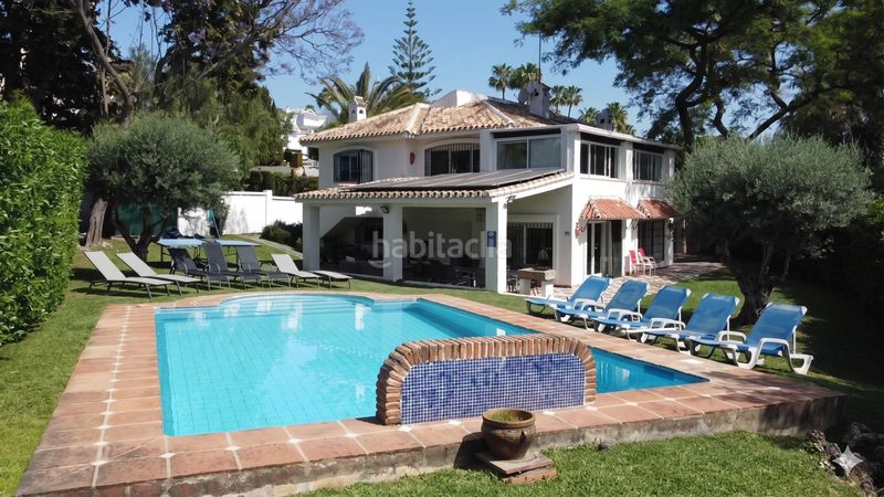 Foto 0fffd827-adbd-465e-82b6-6d2111531c39. Xalet amb piscina a Elviria Marbella