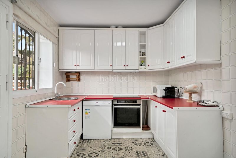 Foto 1fbd1695-c84c-4398-9ba4-df2f9ddfa04b. Xalet amb piscina a Elviria Marbella