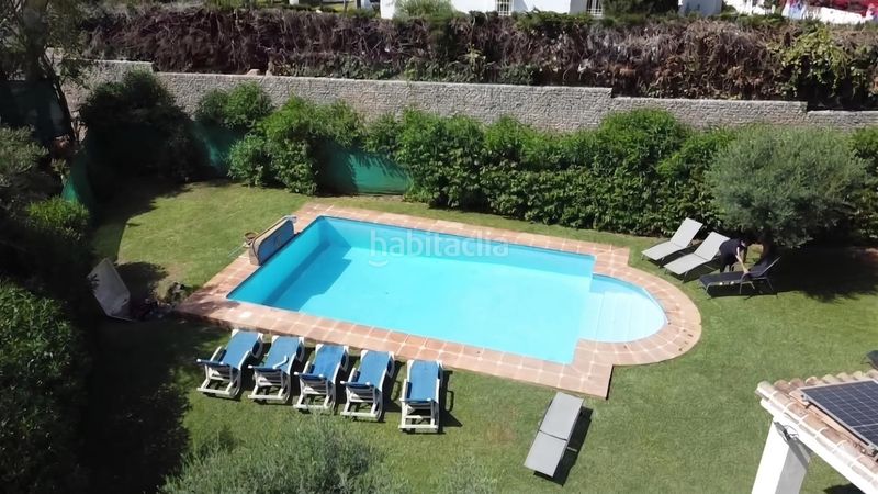 Foto 3eb41cb5-eb2b-459a-be81-afe4596a309c. Xalet amb piscina a Elviria Marbella