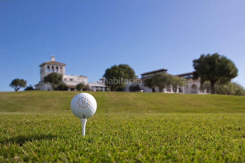 Foto 09ae2e58-9781-4f71-8bad-f3d0f825839c. Apartament amb calefacció aparcament piscina a Sotogrande alto Sotogrande